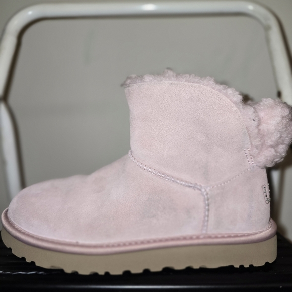UGG Soft Pink Shearling Boots - Picture 12 of 14